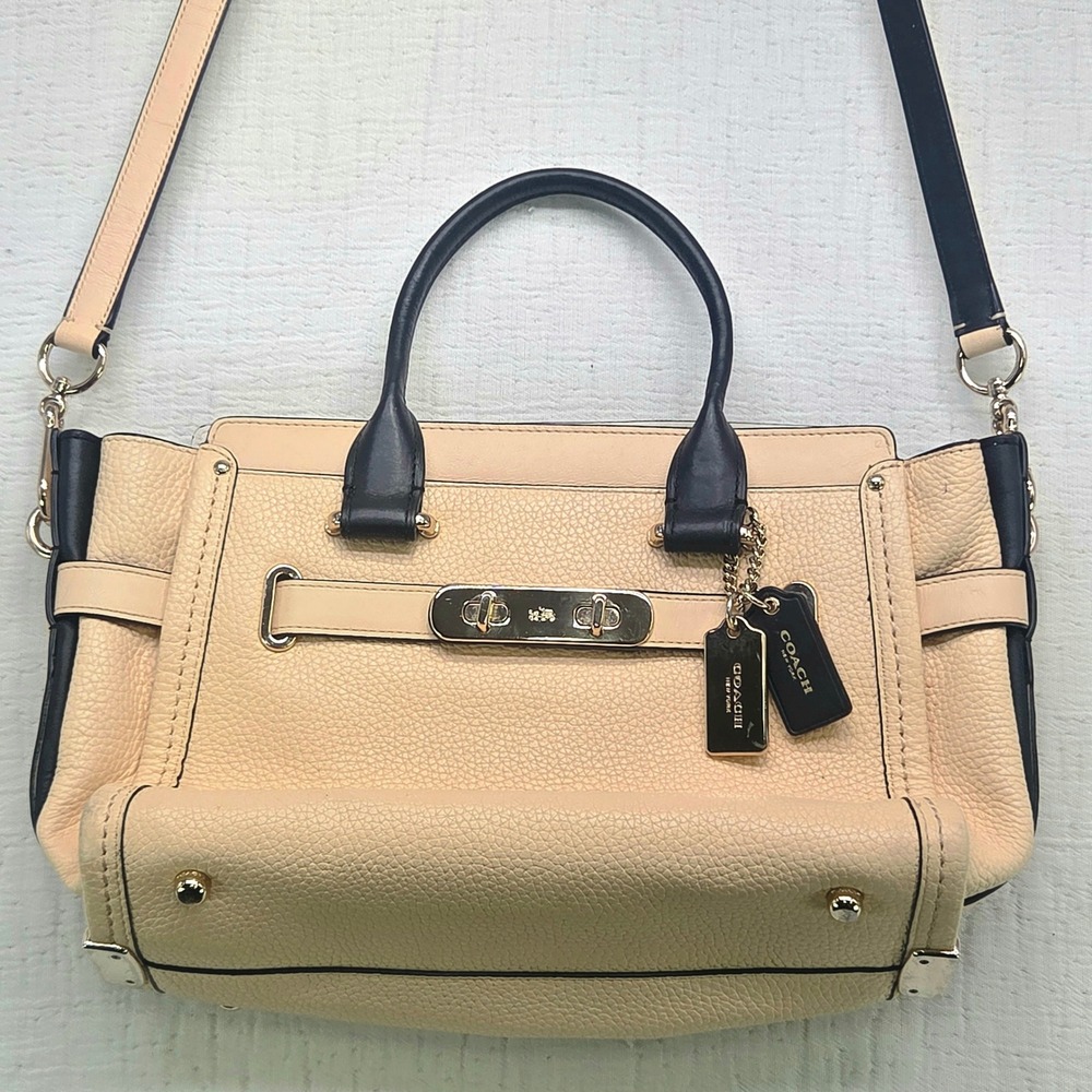 Coach Swagger 27 Carryall Cream Navy Blue Pebbled Leather Satchel Bag 34816